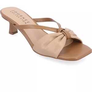 Tan kitten heel dress sandals. Size 7.5W